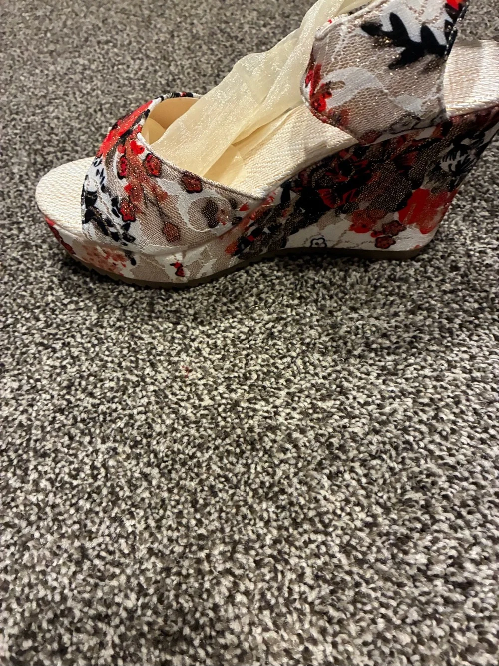 SHEIN Floral Bow Platform Wedge Sandals - White/Red